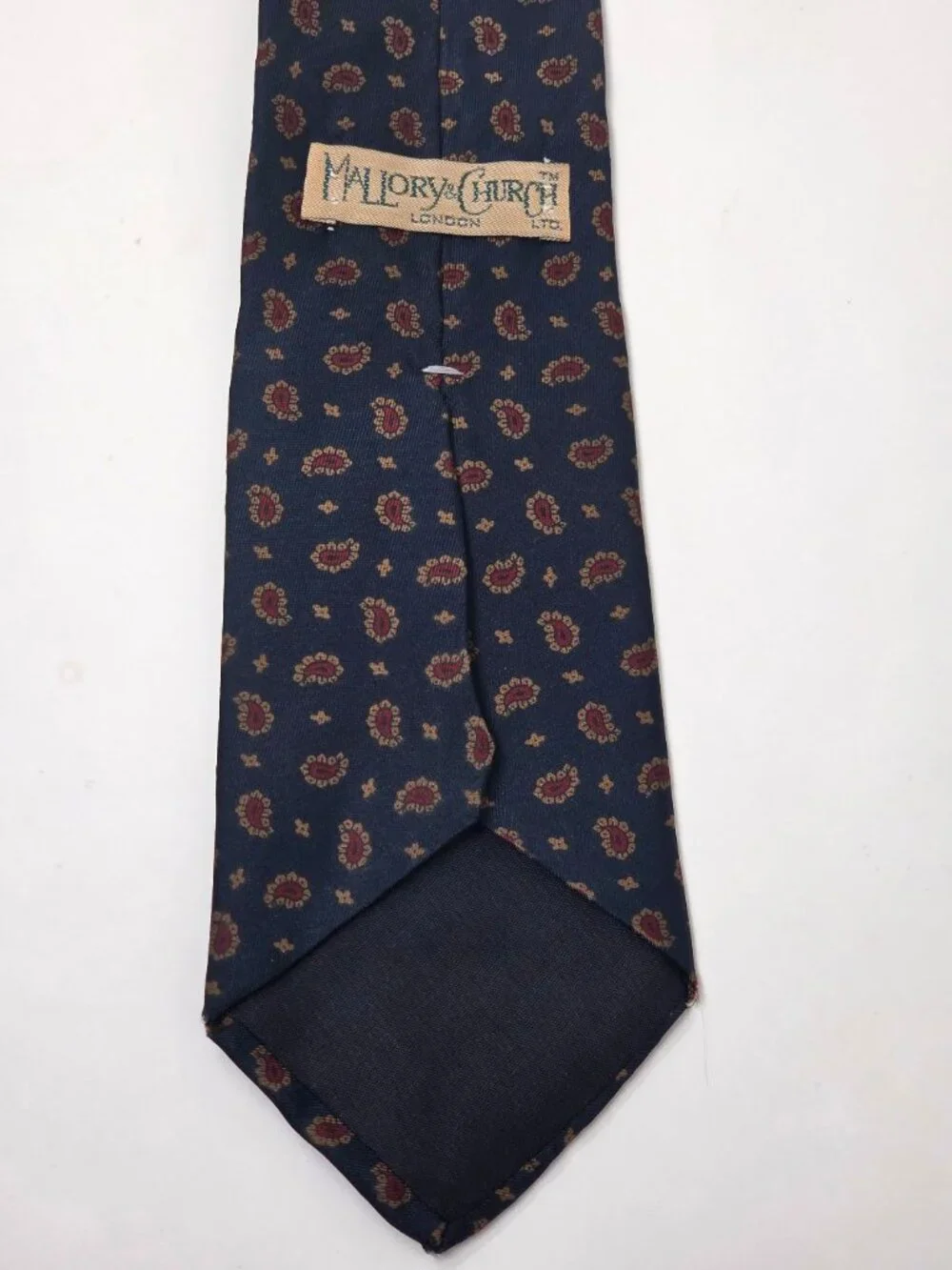 Mallory And Church Mens Pure Silk Tie 57 Inch Navy Red Paisley Made In USA